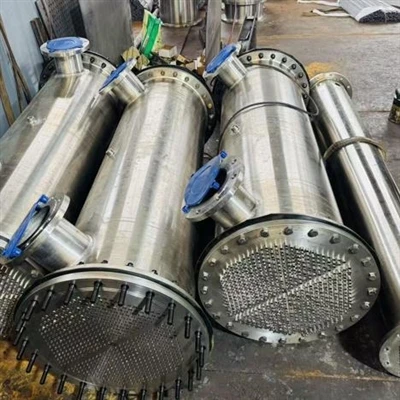 GNEE Industrial Shell-a-Cyfnewidwyr Gwres Tiwbiau Wedi'u Cludo i Bacistan